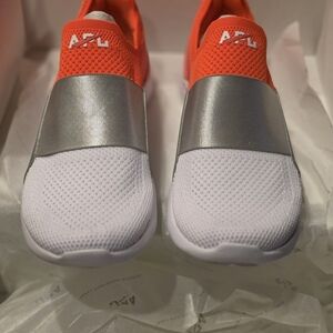 APL Womens Techloom Bliss Athletic Shoes